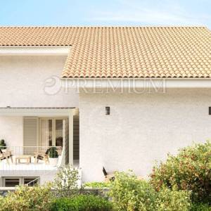 Malinska, prodaja apartmana s okućnicom, blizu mora!