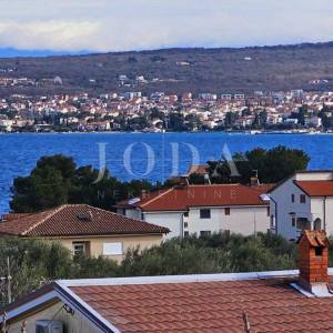 Malinska – stan s pogledom na more na mirnoj lokaciji