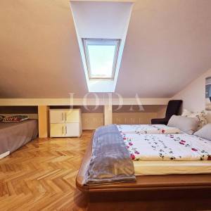 Malinska – stan s pogledom na more na mirnoj lokaciji