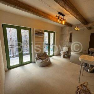 Manja kamena renovirana kuća u centru Blato, Korčula