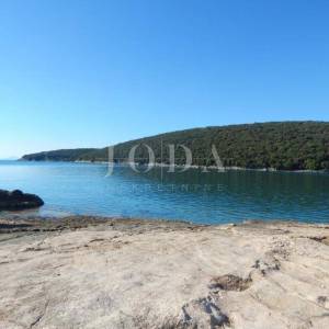 Marčana, Krnica, kuća s bazenom nedaleko mora