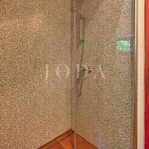 Marčana, Krnica, kuća s bazenom nedaleko mora