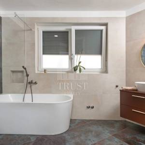 Marčana – suvremena obiteljska kuća s velikom okućnicom, novogradnja