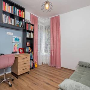 Marčana – suvremena obiteljska kuća s velikom okućnicom, novogradnja