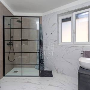 Marčana – suvremena obiteljska kuća s velikom okućnicom, novogradnja