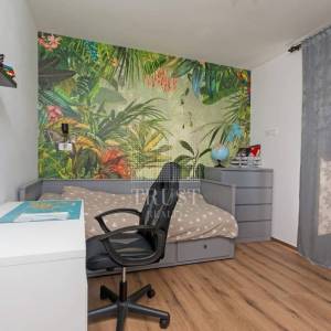 Marčana – suvremena obiteljska kuća s velikom okućnicom, novogradnja