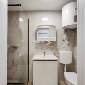 Marinići, 162m2, uređen 4-soban s dnevnim boravkom 