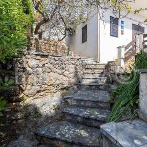 Marušići, prodaja, kuća sa dva apartmana, pogled na more