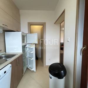 Matulji - Bregi, odličan stan od 127.71m2, terasa, zajednički bazen