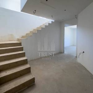 MATULJI, MUČIĆI - Novogradnja! Dvojna kuća s bazenom