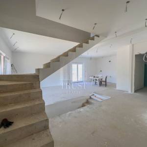 MATULJI, MUČIĆI - Novogradnja! Dvojna kuća s bazenom