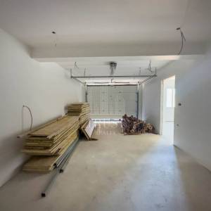 MATULJI, MUČIĆI - Novogradnja! Dvojna kuća s prostranom okućnicom i garažom