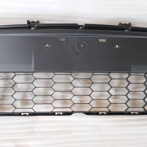 MAZDA 2 (DE) - Maska branika prednja srednja NOVO!!!