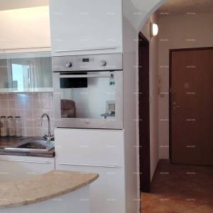 Medulin, Burle, stan 50 m od mora s pogledom!