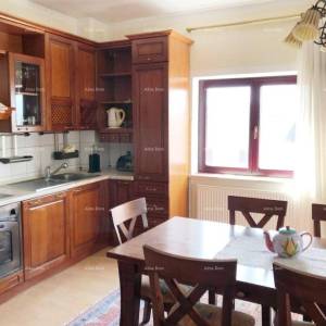 Medulin! Kuća s 4 stana !