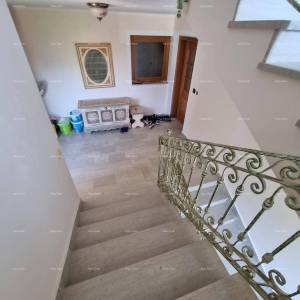 Medulin! Kuća s 4 stana !