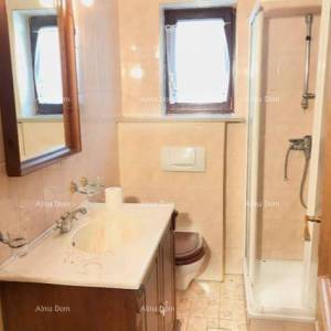 Medulin! Kuća s 4 stana !