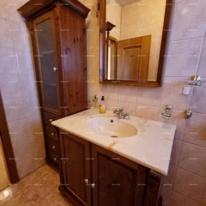 Medulin! Kuća s 4 stana !