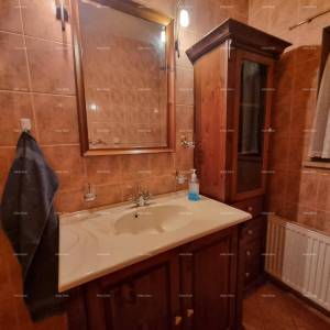 Medulin! Kuća s 4 stana !