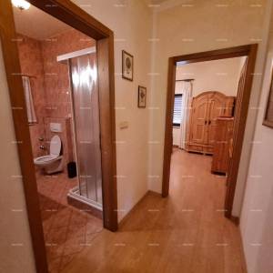 Medulin! Kuća s 4 stana !