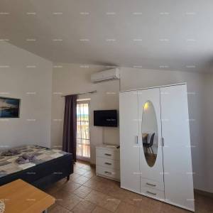 MEDULIN, KUĆA s ukupno 10 apartmana. Fucane