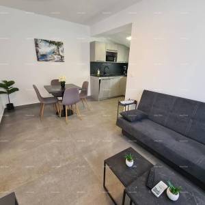 MEDULIN, KUĆA s ukupno 10 apartmana. Fucane