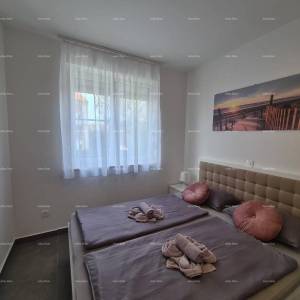 MEDULIN, KUĆA s ukupno 10 apartmana. Fucane