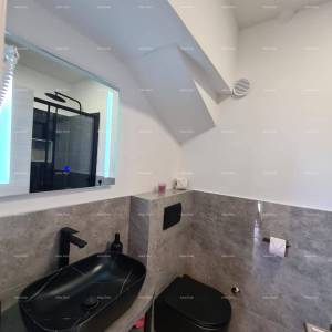 MEDULIN, KUĆA s ukupno 10 apartmana. Fucane