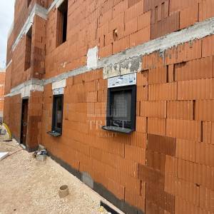 Medulin – moderan stan u novogradnji, 2 spavaće sobe, velika terasa s pogledom na more