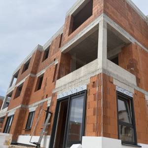 Medulin – moderan stan u novogradnji, 2 spavaće sobe, velika terasa s pogledom na more