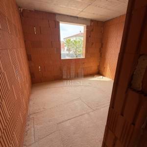 Medulin – moderan stan u novogradnji, 2 spavaće sobe, velika terasa s pogledom na more