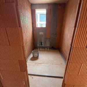 Medulin – moderan stan u novogradnji, 2 spavaće sobe, velika terasa s pogledom na more