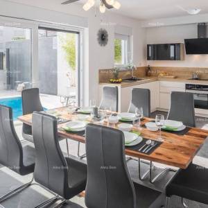 Medulin, Mukalba!Kuća s bazenom!