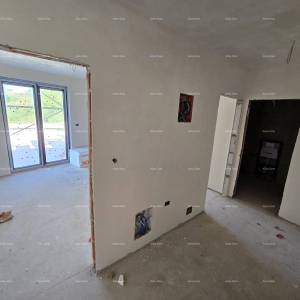 Medulin! Stan s vrtom!