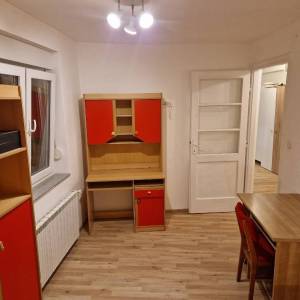 Medveščak,2S stan 50m2 u manjoj stambenoj zgradi na odličnoj lokaciji