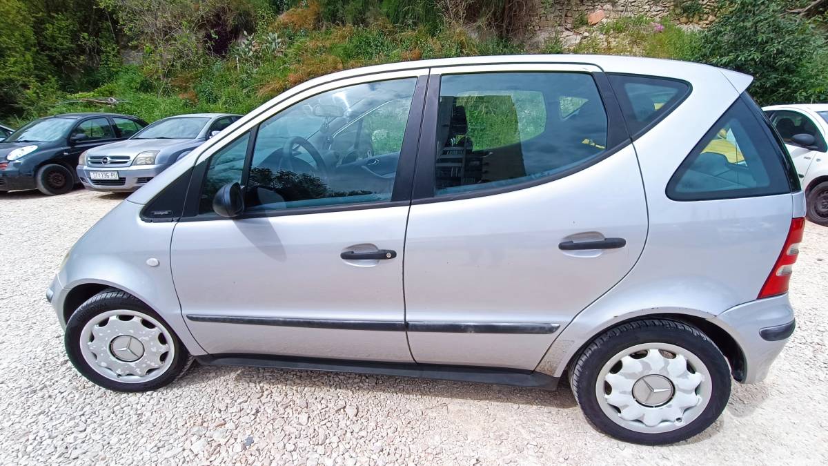 Mercedes-Benz 140 A  138000km reg godinu klima bez hrđe mala potrošnja