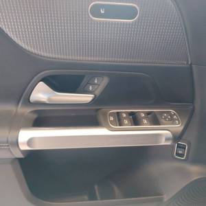 Mercedes-Benz GLB 200D