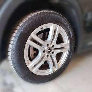 Mercedes-Benz GLB 200D