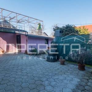 MIRNA ULICA, tri ODVOJENE STAMBENE CJELINE