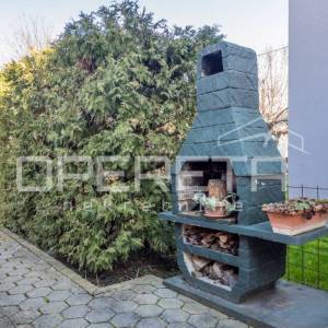 MIRNA ULICA, tri ODVOJENE STAMBENE CJELINE