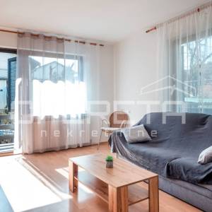 MIRNA ULICA, tri ODVOJENE STAMBENE CJELINE