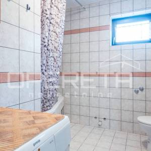 MIRNA ULICA, tri ODVOJENE STAMBENE CJELINE