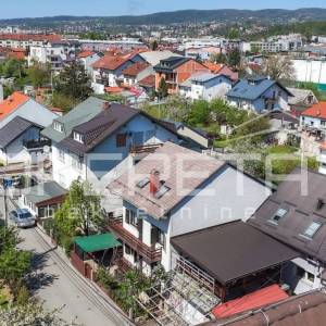 MIRNA ULICA, tri ODVOJENE STAMBENE CJELINE
