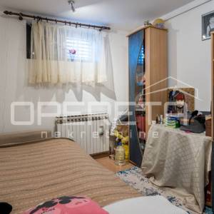 MIRNA ULICA, tri ODVOJENE STAMBENE CJELINE