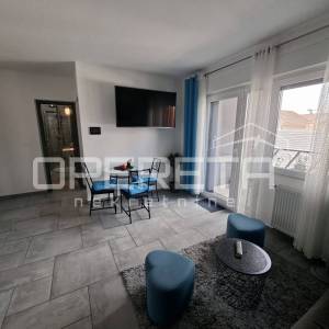 Moderan i potpuno namješten dvosoban stan 33m2 - najam