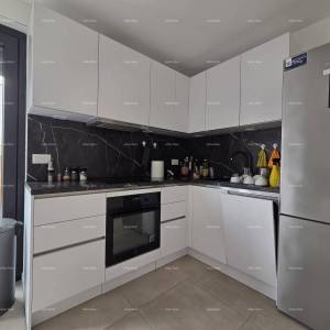 Moderan stan 70 m2 s vrtom – Štinjan, Pula