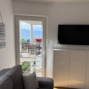 Moderan studio apartman svega 250 m od mora, Njivice