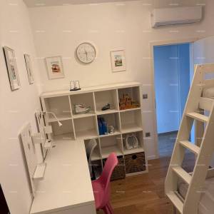 Moderano opremljen stan s vlastitim bazenom, vrtom i parkirnim mjestom, Pula!