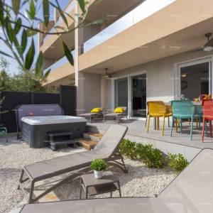 Moderna kuća u Medulinu, 800 m od centra i 150 m od mora – idealna za obitelj ili investiciju!