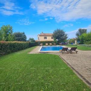 Moderna obiteljska kuća sa bazenom u Svetom Lovreču